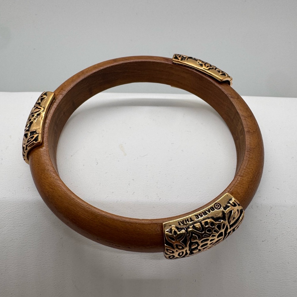 Barse Thai wooden bangle bracelet with gold-tone decorative panels - Picture 7 of 10